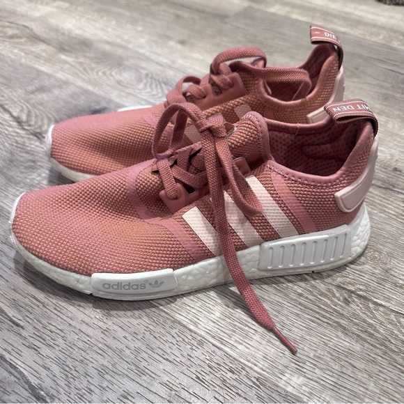 Athletic Shoes Nmd R1 Womens Salmon Pink Foot Locker Adidas Shoe